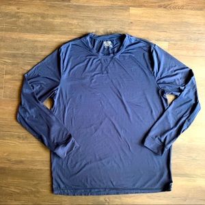 Men’s Navy Long Sleeve Tech Tee